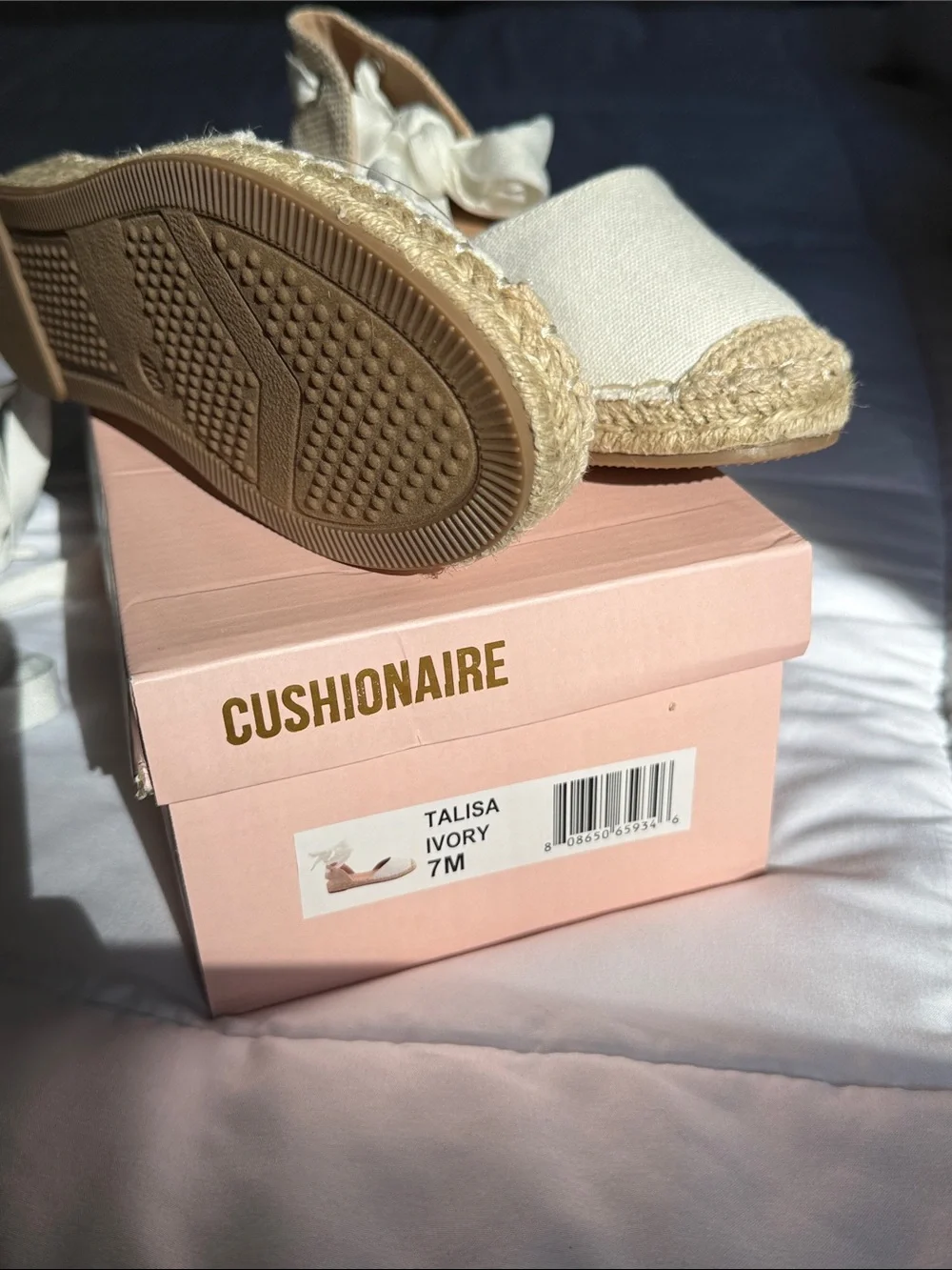 BRAND NEW CUSHIONAIRE Talisa Ivory Espadrille Wedge Sandals